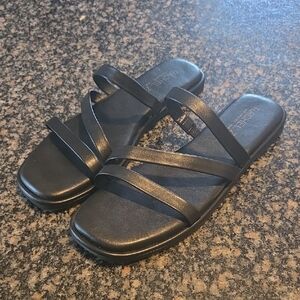 Rachel Zoe Sandle - NWT